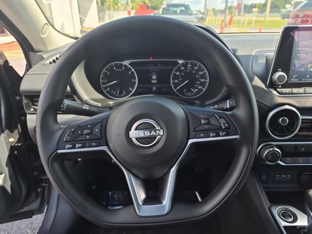 Used 2025 Nissan Sentra SV FWD image 19
