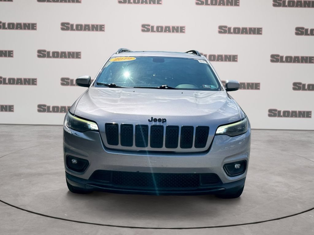 Used 2019 Jeep Cherokee Latitude Plus AWD/4WD image 8