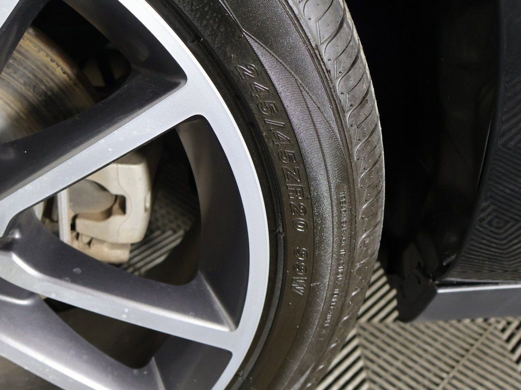 Used 2023 Dodge Challenger R/T image 18