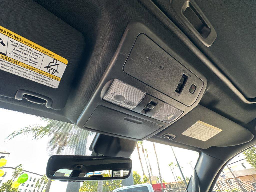 Used 2025 Nissan Frontier Pro-X w/ Pro Premium Package image 25