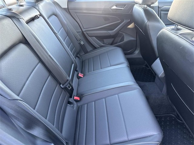 Used 2023 Volkswagen Jetta SE w/ Panoramic Sunroof Package image 26