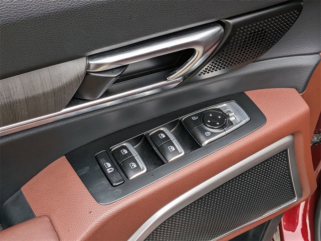 Used 2023 Kia Telluride EX image 12