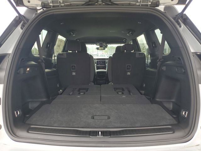 New 2024 Jeep Grand Cherokee L Laredo w/ Trailer Tow Package image 7