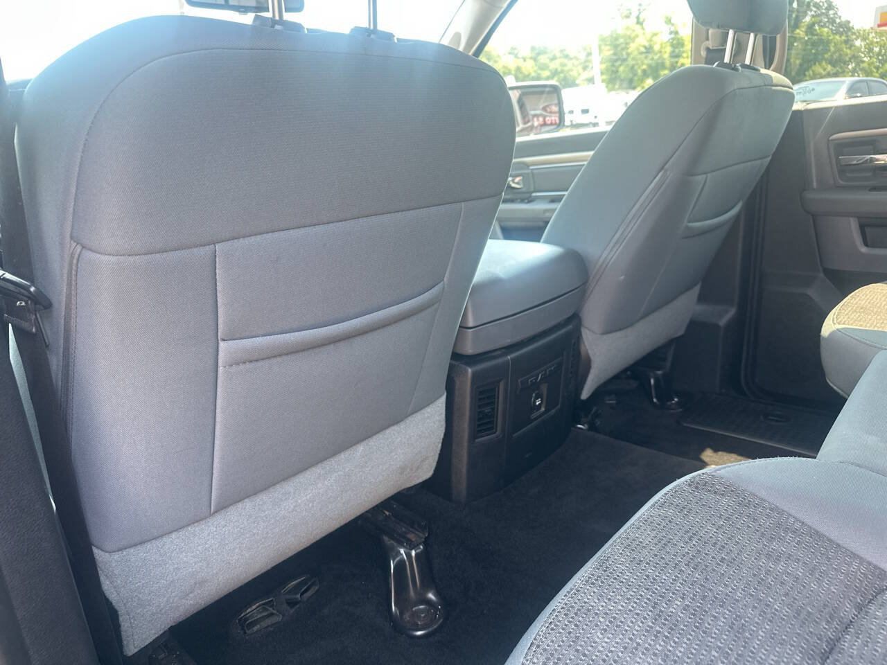 Used 2015 RAM 1500 Big Horn AWD/4WD image 29