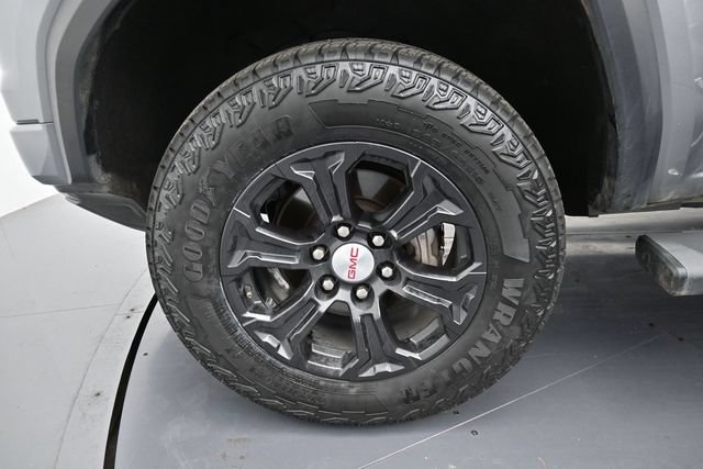 Used 2023 GMC Canyon Elevation w/ Convenience Package RWD image 9