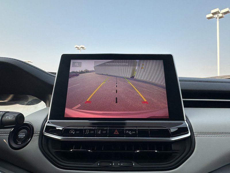 Used 2023 Jeep Compass Limited w/ Elite Group image 18