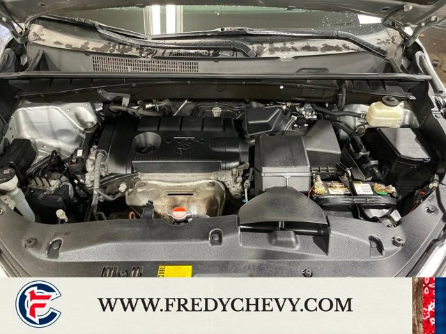 Used 2017 Toyota Highlander LE image 31