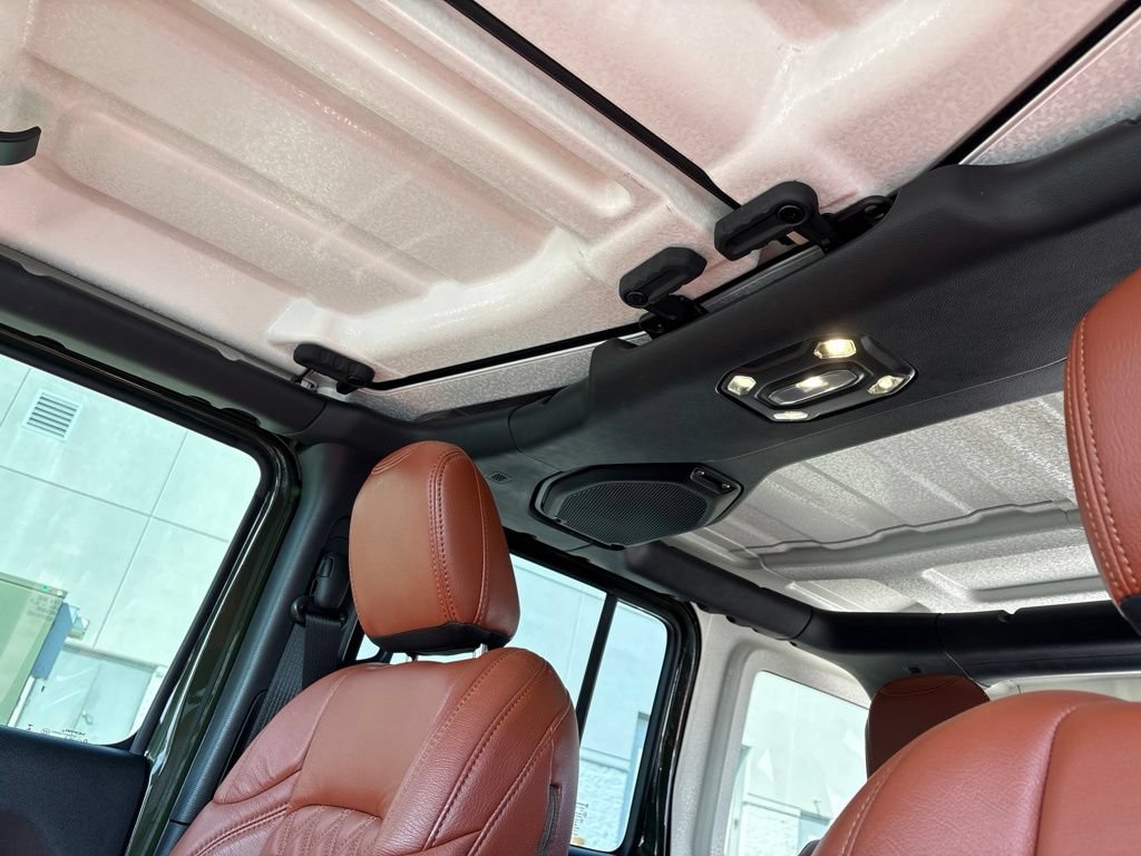 Used 2020 Jeep Wrangler Unlimited Sport AWD/4WD image 14