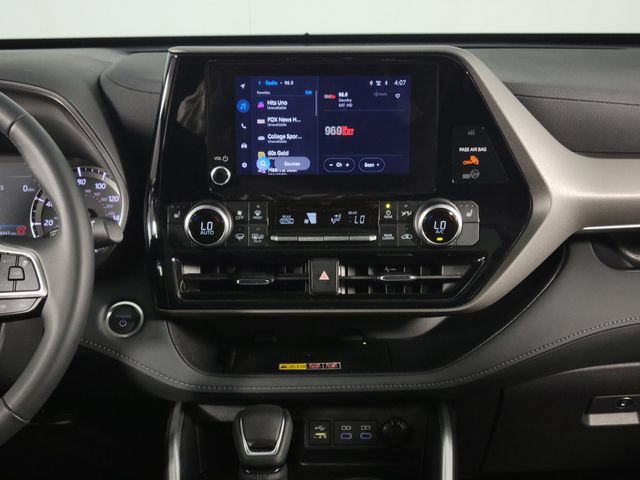 Used 2026 Toyota Highlander XLE AWD/4WD image 20