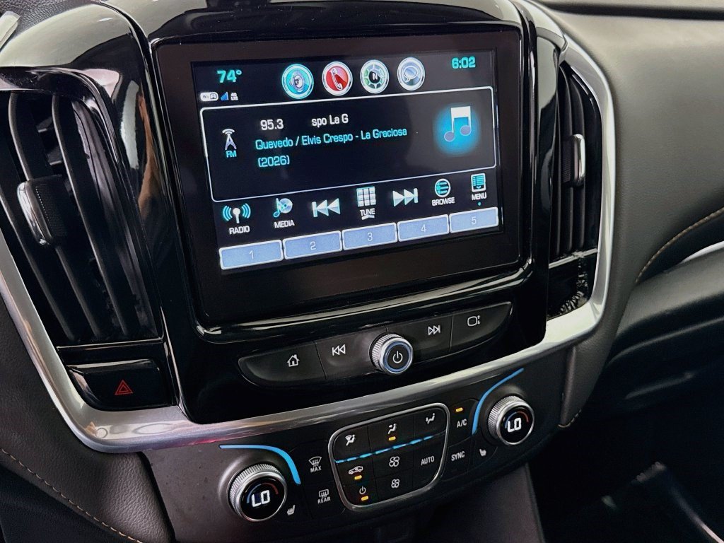 Used 2019 Chevrolet Traverse LT FWD image 17