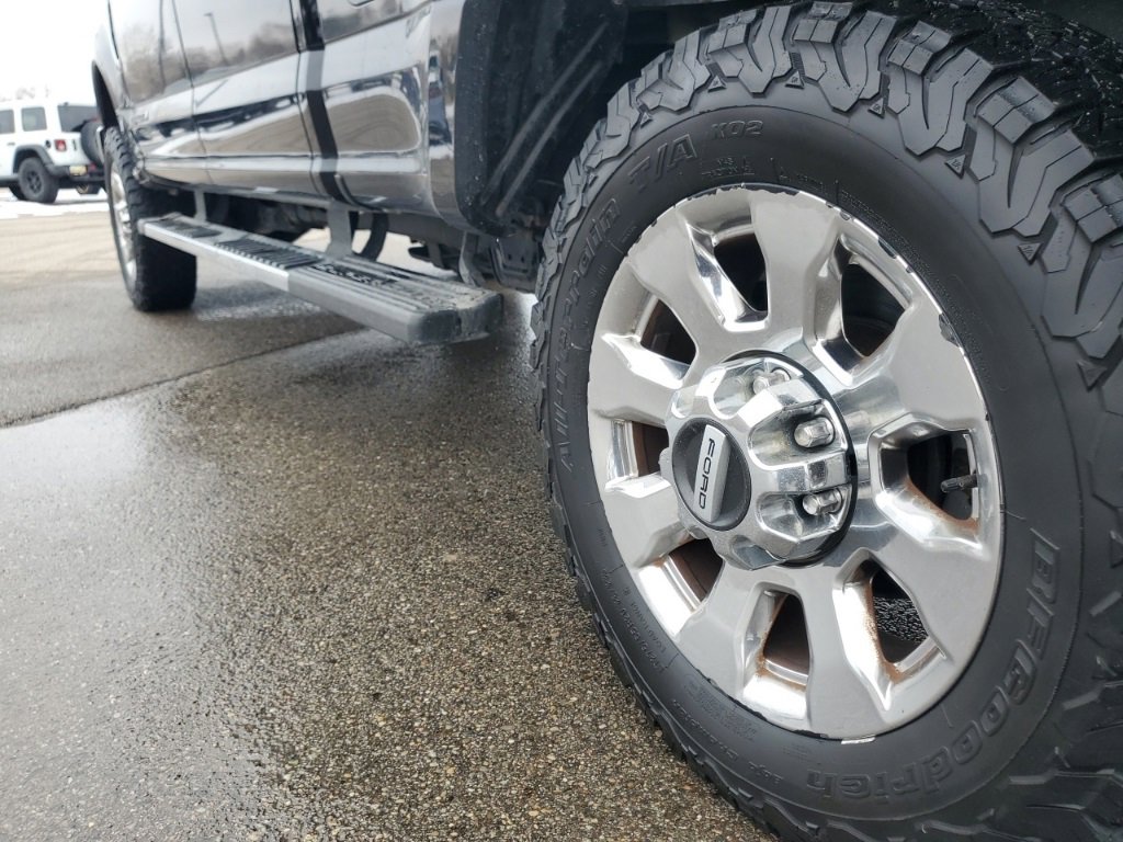 Used 2018 Ford F250 Lariat w/ Lariat Ultimate Package image 34