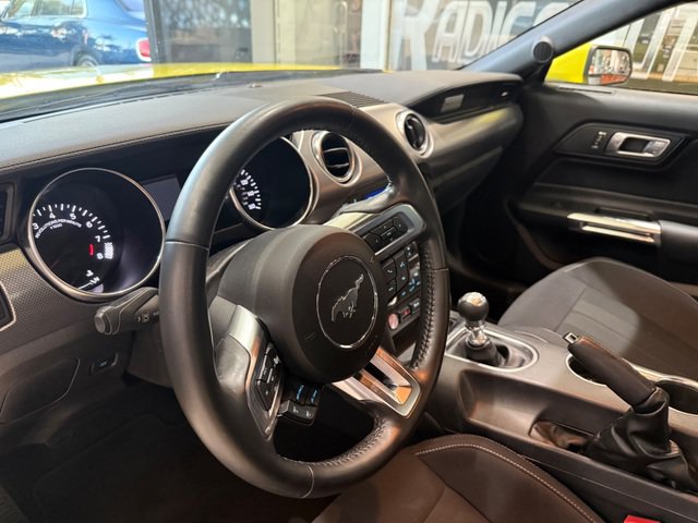 Used 2021 Ford Mustang GT RWD image 11