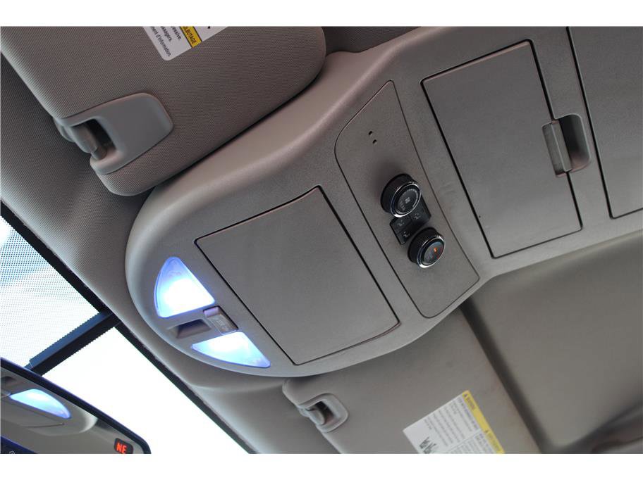 Used 2015 Nissan Armada SV image 33