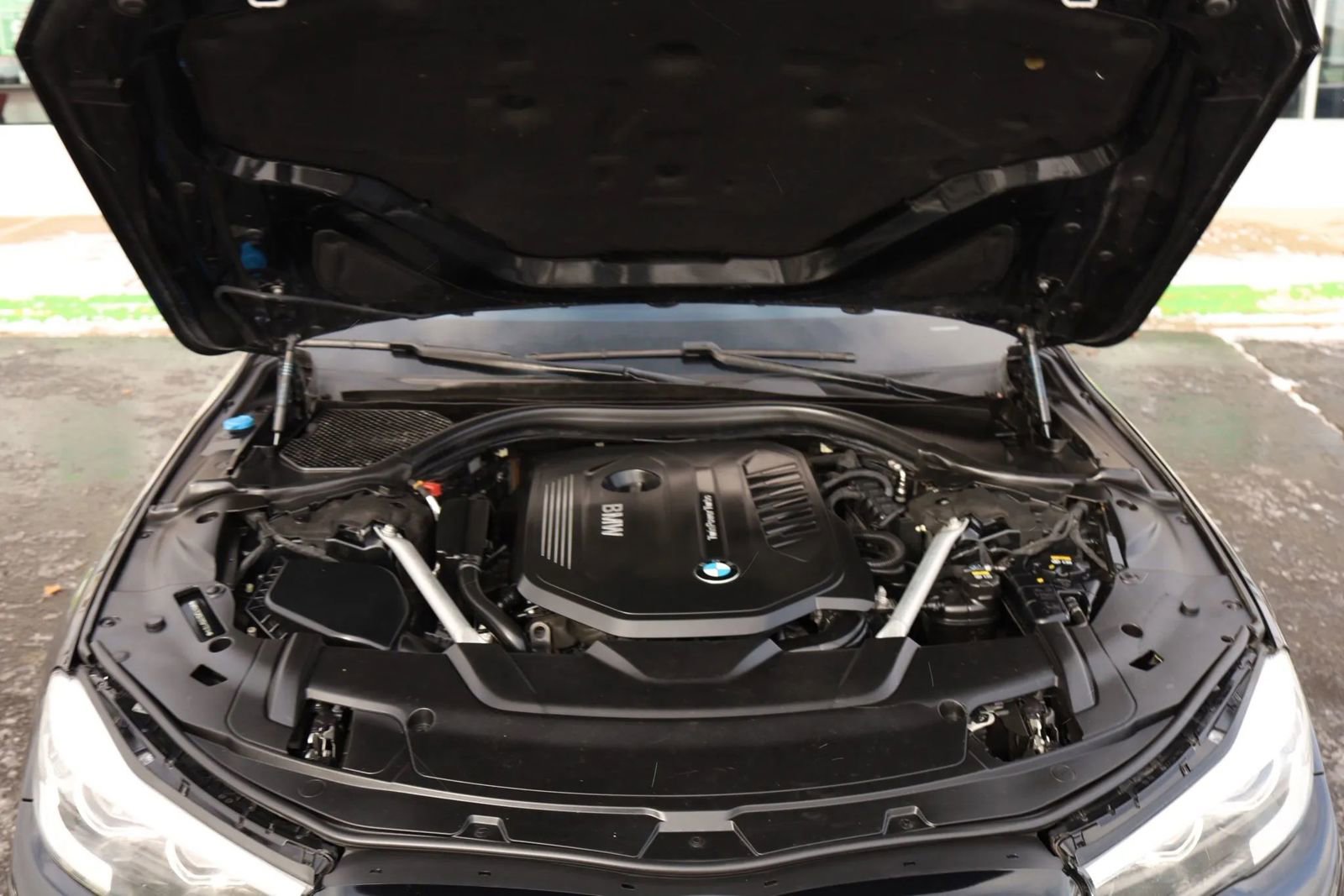 Used 2019 BMW 740i 740i Sedan 4D w/ M Sport Package image 61