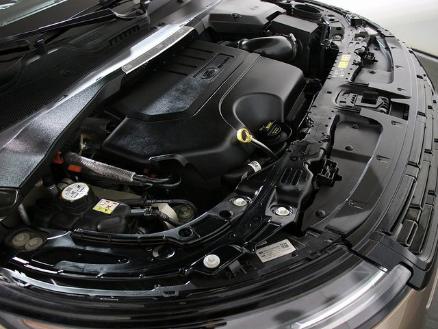 Used 2024 Land Rover Range Rover Evoque Dynamic SE image 37