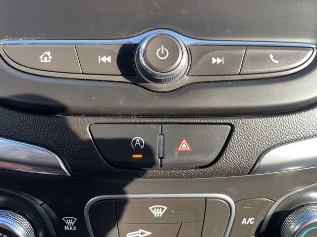 Used 2022 Chevrolet Equinox LT image 25