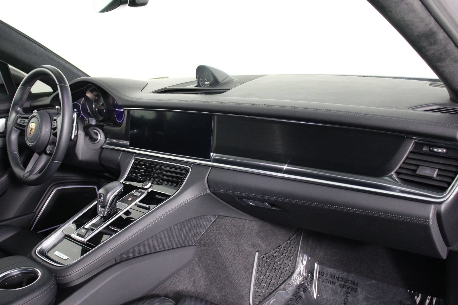 Certified 2023 Porsche Panamera GTS AWD/4WD image 24