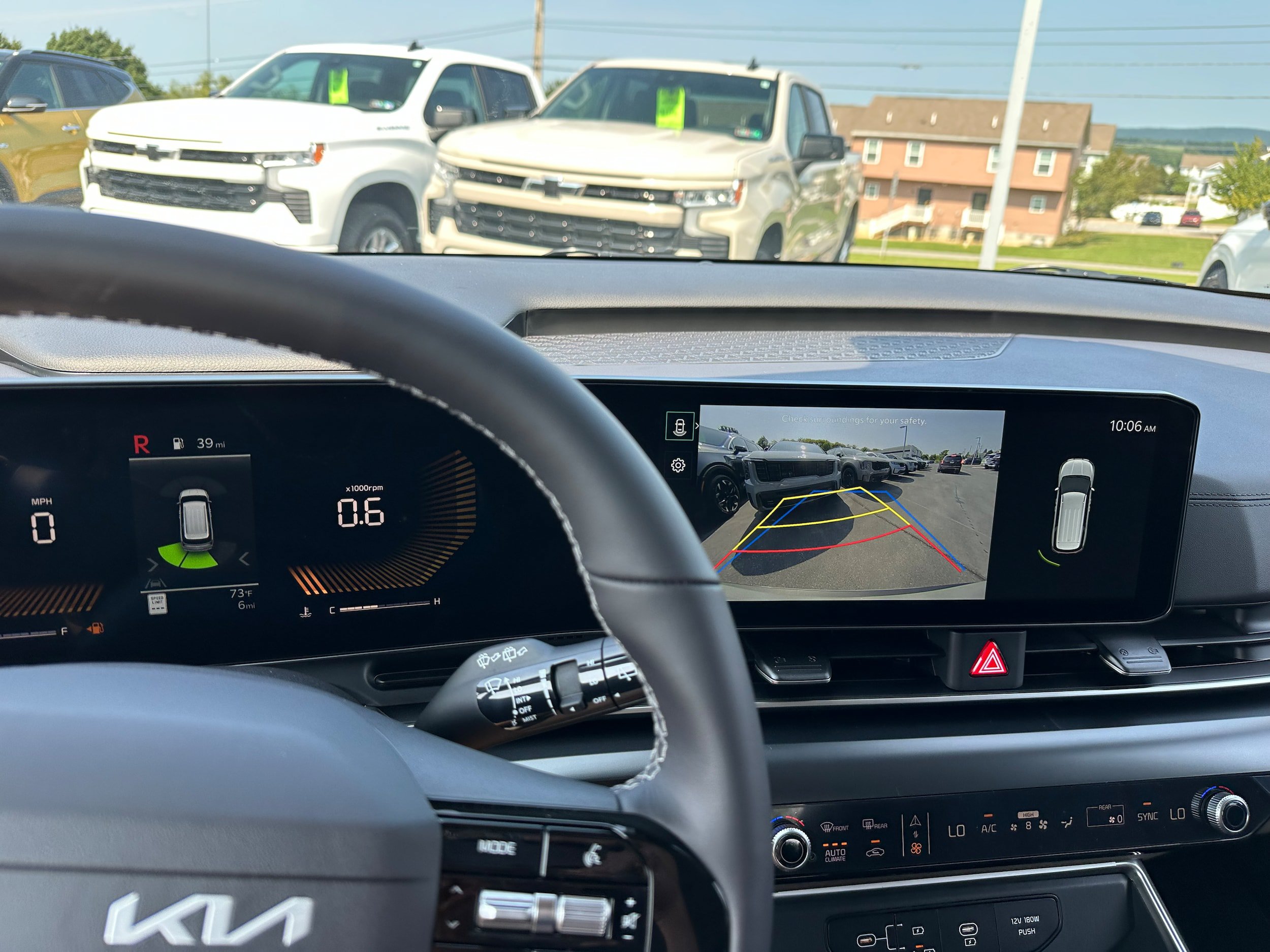 New 2027 Kia Carnival FWD image 31