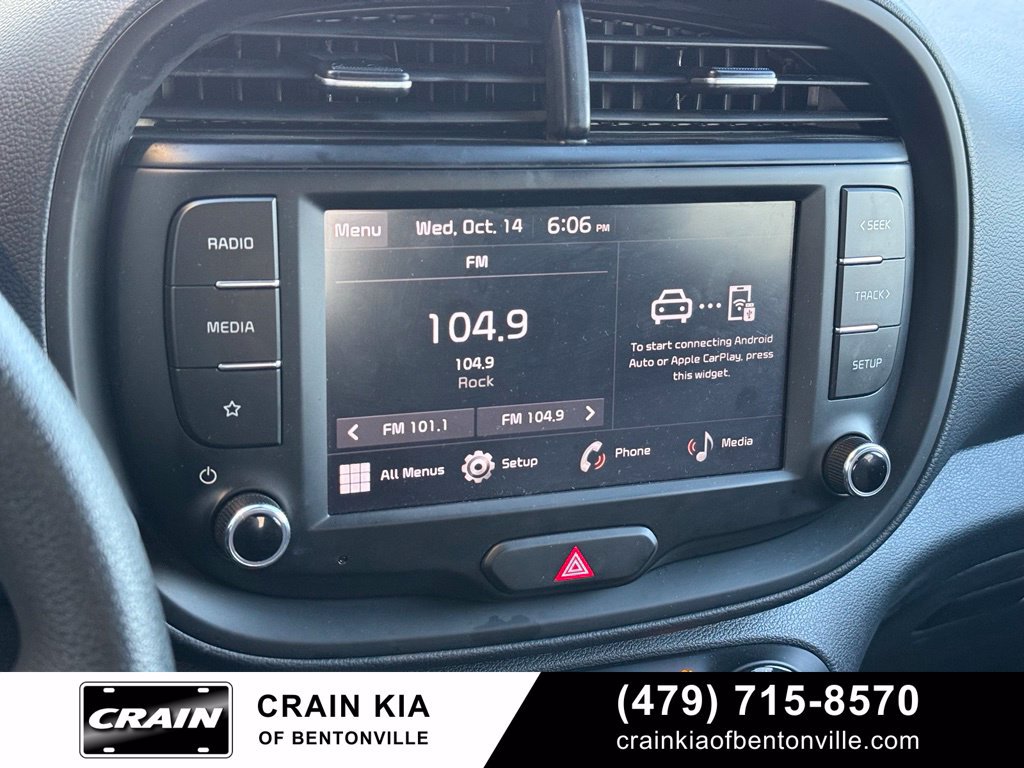 Certified 2025 Kia Soul LX w/ LX Technology Package FWD image 15