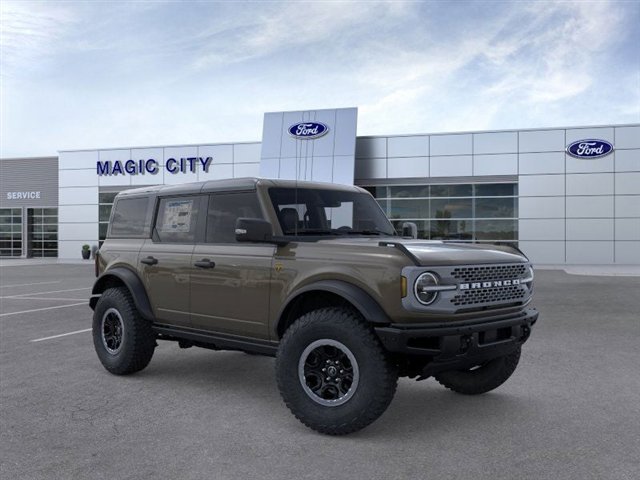 New 2025 Ford Bronco Badlands image 7