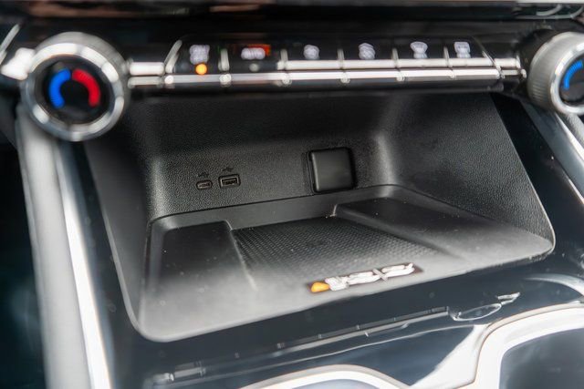 Used 2024 Chevrolet Traverse Z71 w/ Enhanced Driving Package image 29