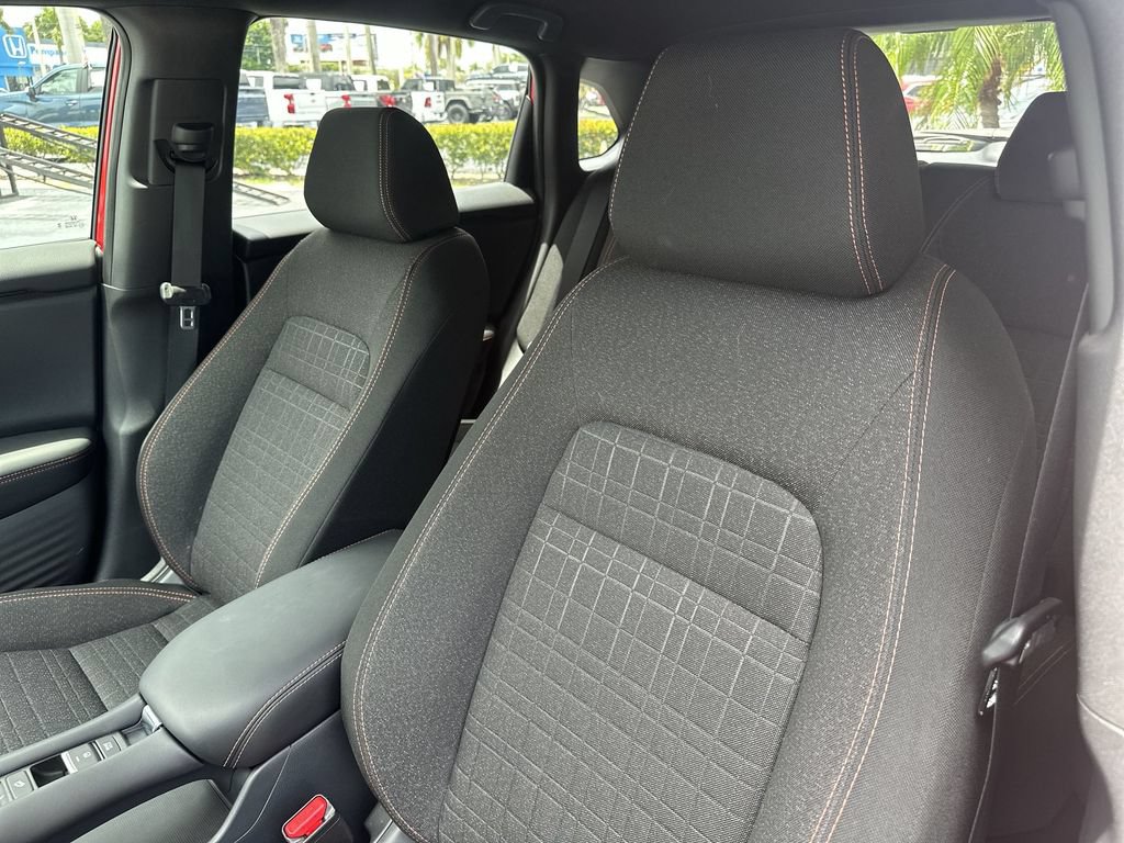 Used 2025 Honda HR-V Sport image 19