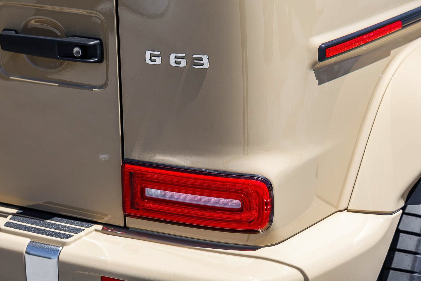 New 2026 Mercedes-Benz G 63 AMG 4MATIC image 8