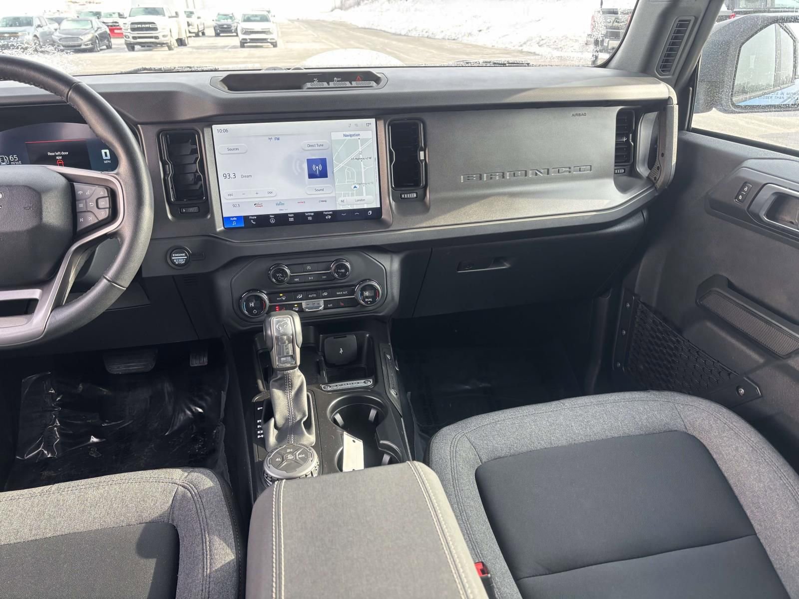 Used 2025 Ford Bronco Big Bend image 31