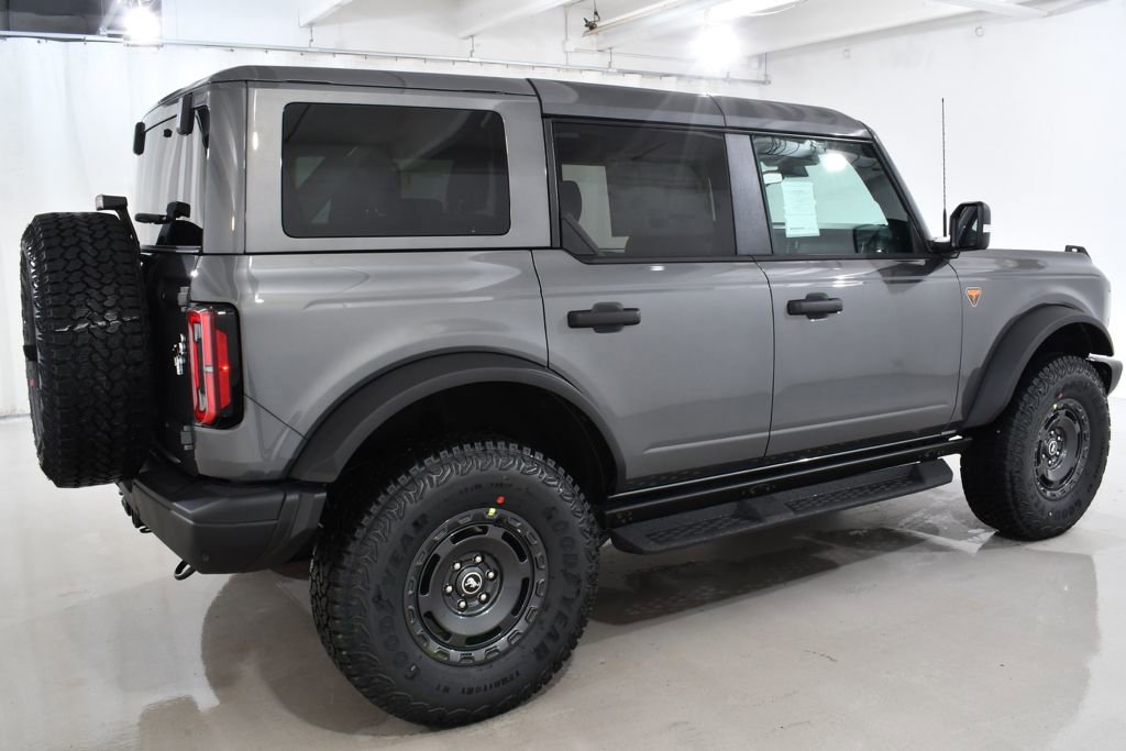 New 2025 Ford Bronco Badlands image 11