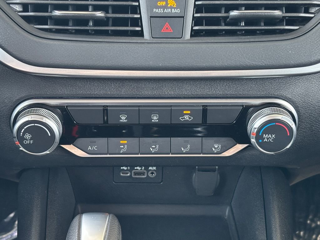 Used 2022 Nissan Altima 2.5 SV image 14