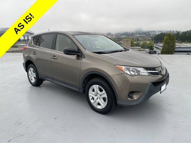 Used 2015 Toyota RAV4 LE AWD/4WD image 1