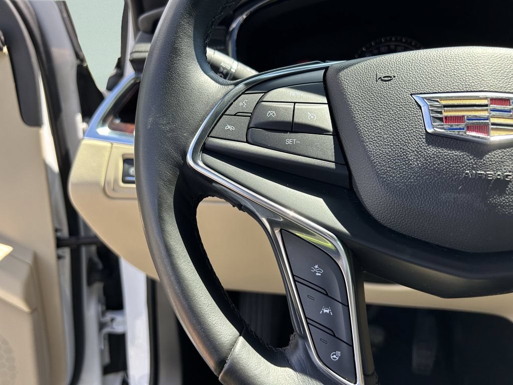 Used 2019 Cadillac XT5 Luxury FWD image 32