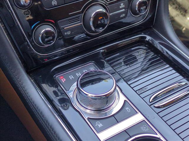 Used 2016 Jaguar XJ L Supercharged RWD image 12