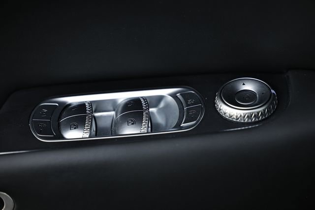 Used 2023 Genesis G90 3.5T image 17