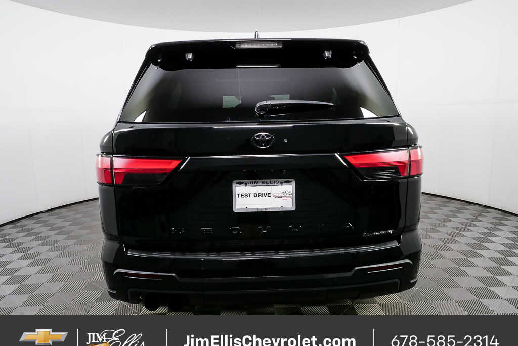 Used 2025 Toyota Sequoia TRD Pro AWD/4WD image 28