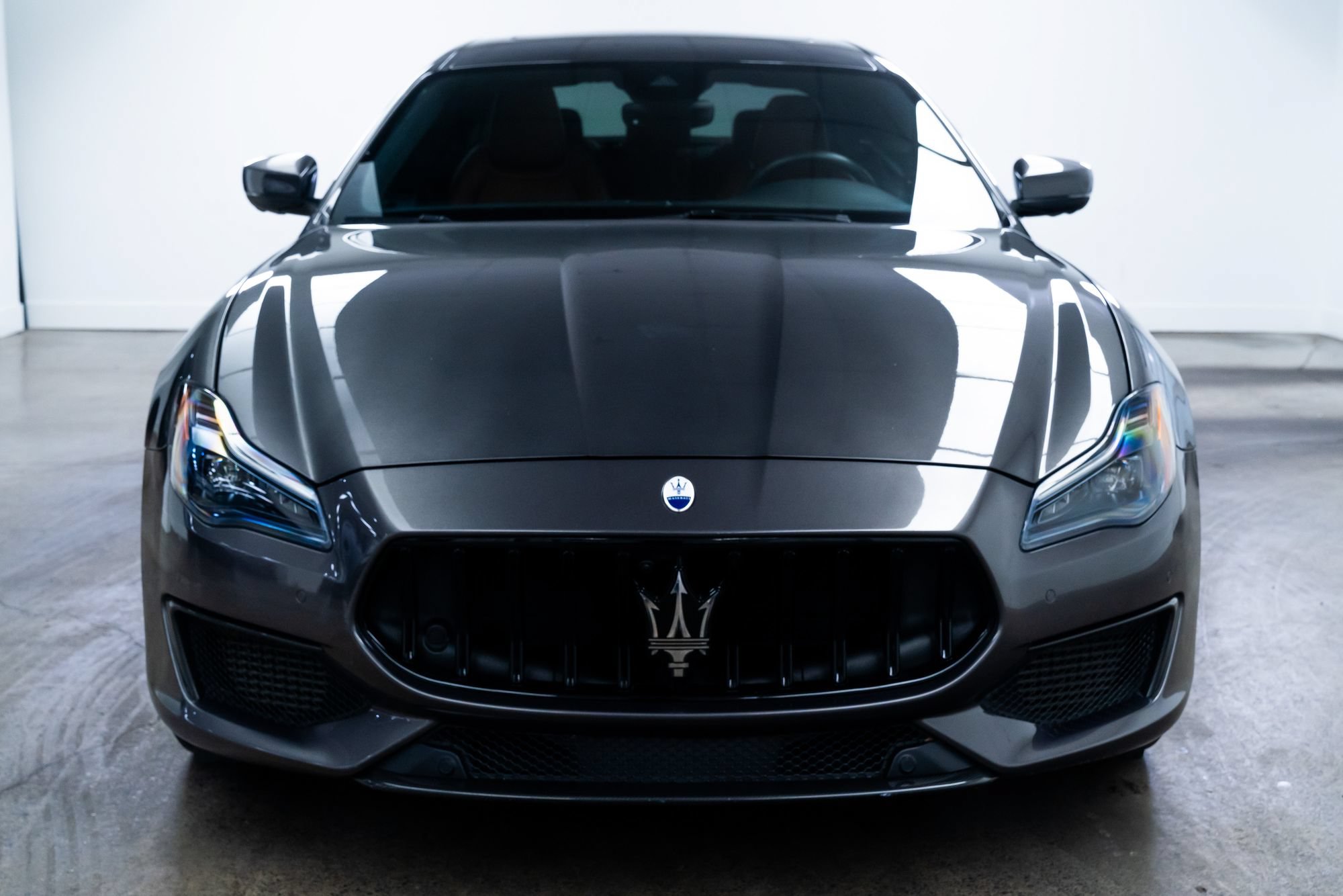 Used 2022 Maserati Quattroporte Trofeo RWD image 2