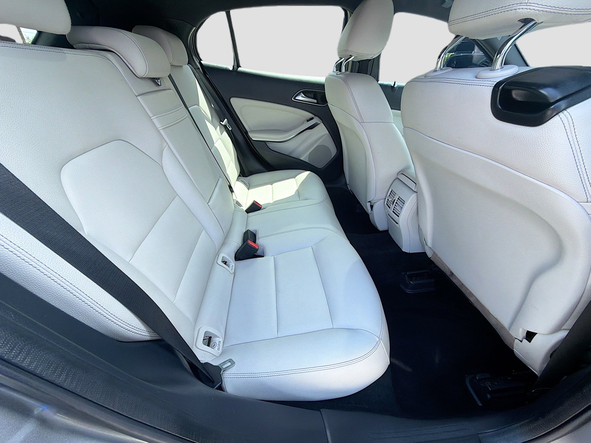 Used 2017 Mercedes-Benz GLA 250 image 25