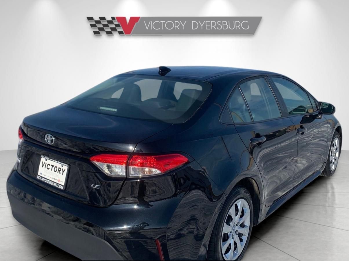 Used 2024 Toyota Corolla LE image 8