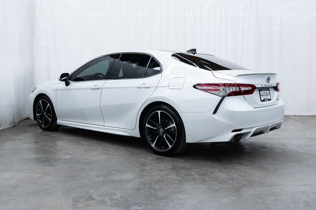 Used 2018 Toyota Camry XSE w/ Driver Assist Package image 4