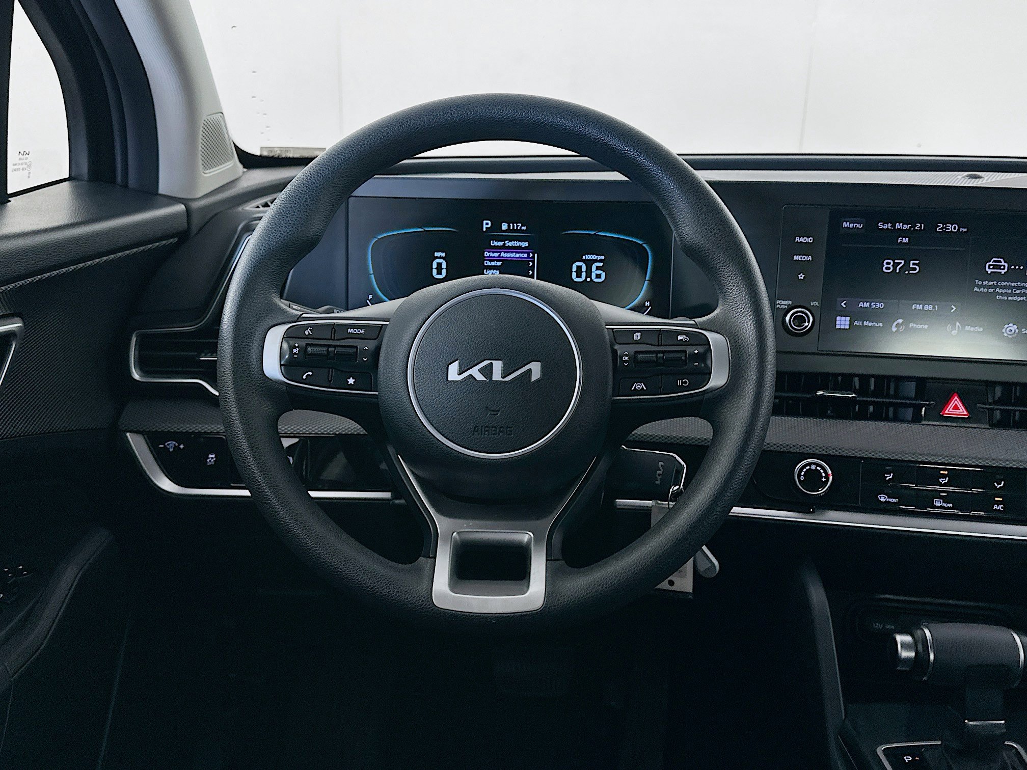 Used 2025 Kia Sportage LX AWD/4WD image 17