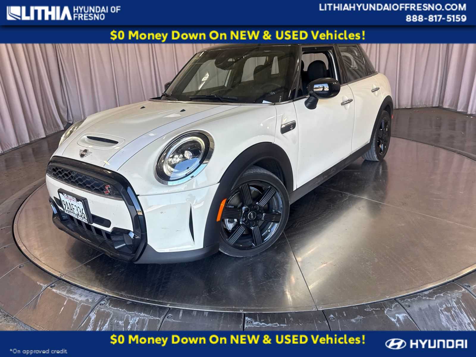 Used 2022 MINI Cooper S FWD image 1