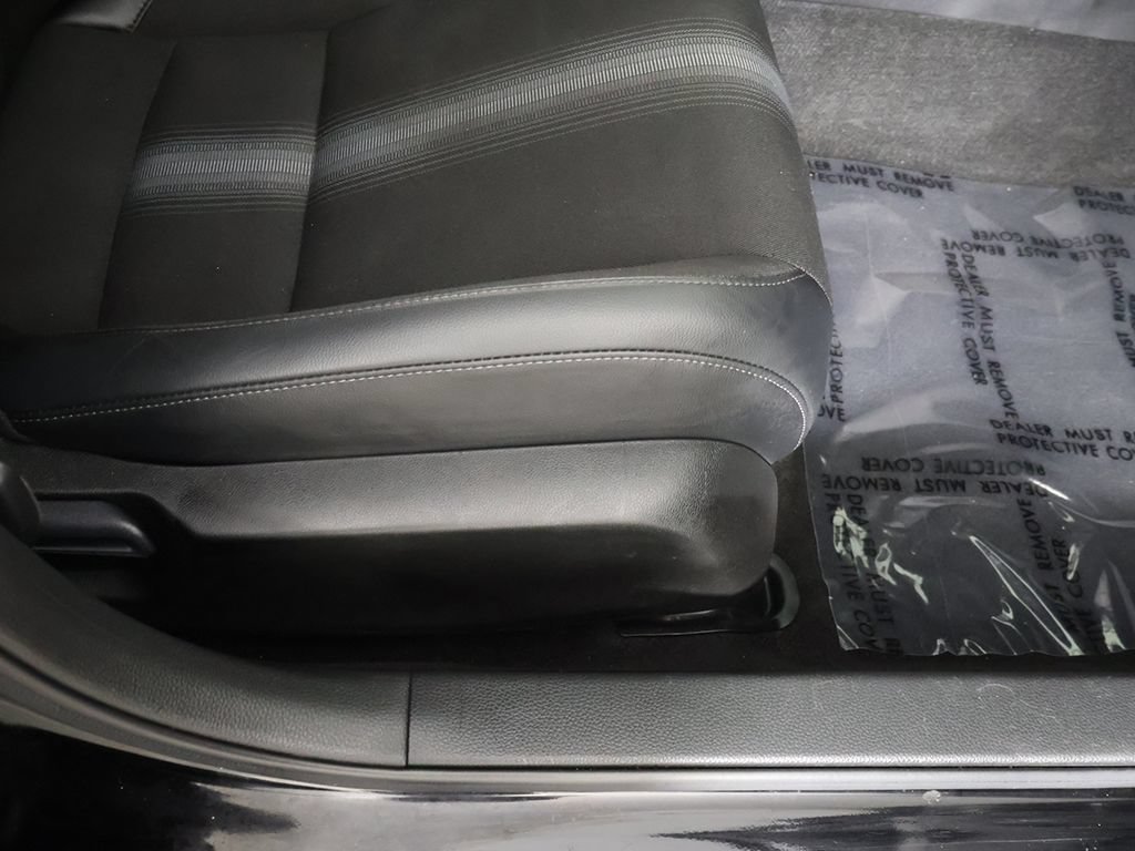 Used 2024 Honda Civic Sport image 28