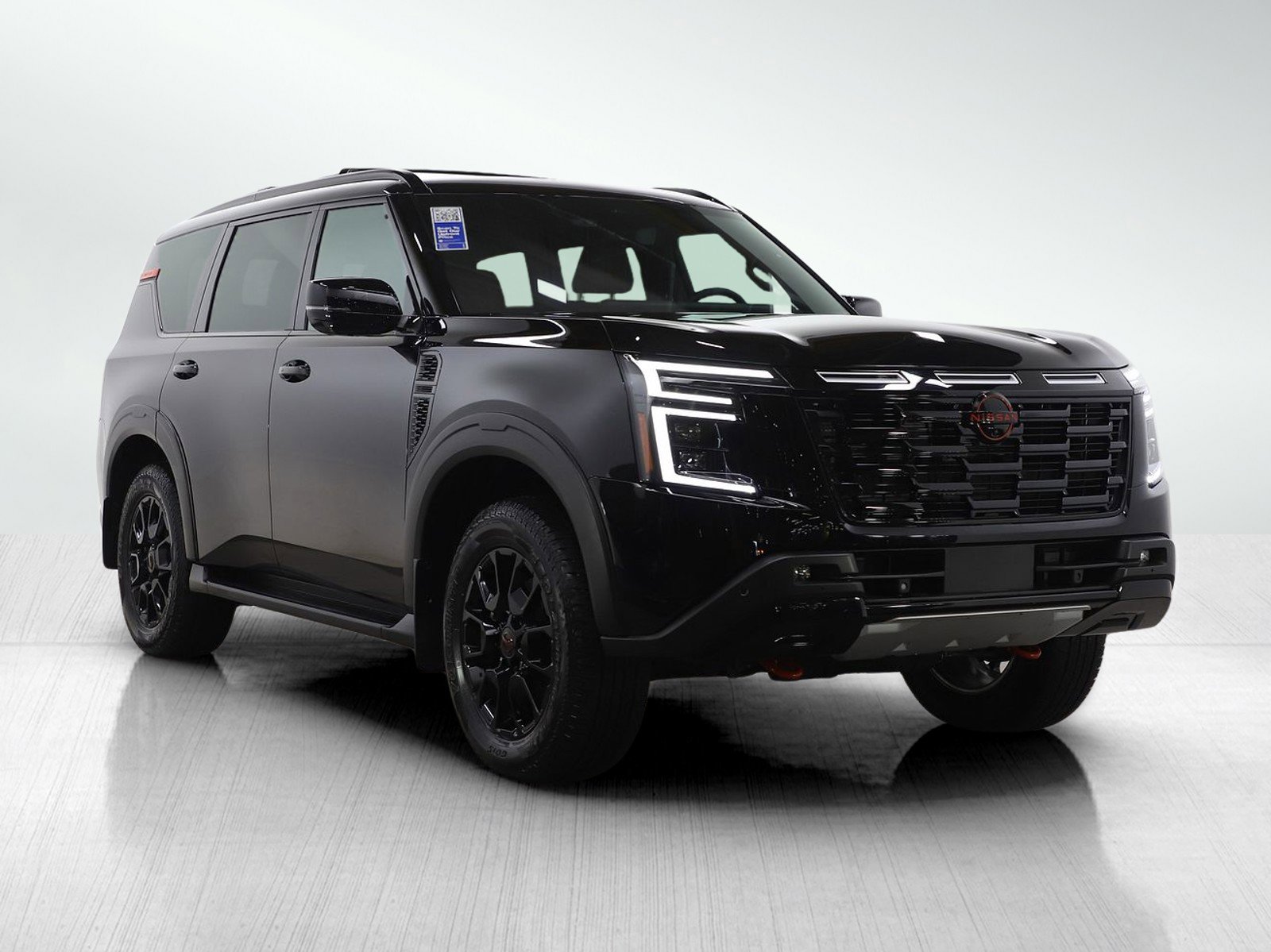 Used 2025 Nissan Armada PRO-4X w/ Pro-4X Premium Package image 7