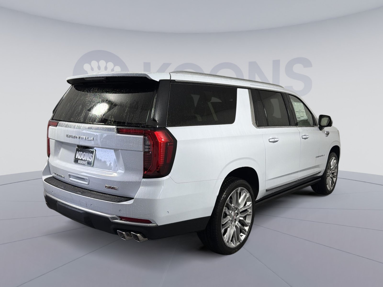New 2026 GMC Yukon XL Denali w/ Denali Reserve Package AWD/4WD image 7