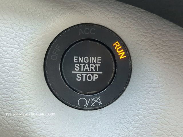 Used 2019 Jeep Cherokee Limited image 27