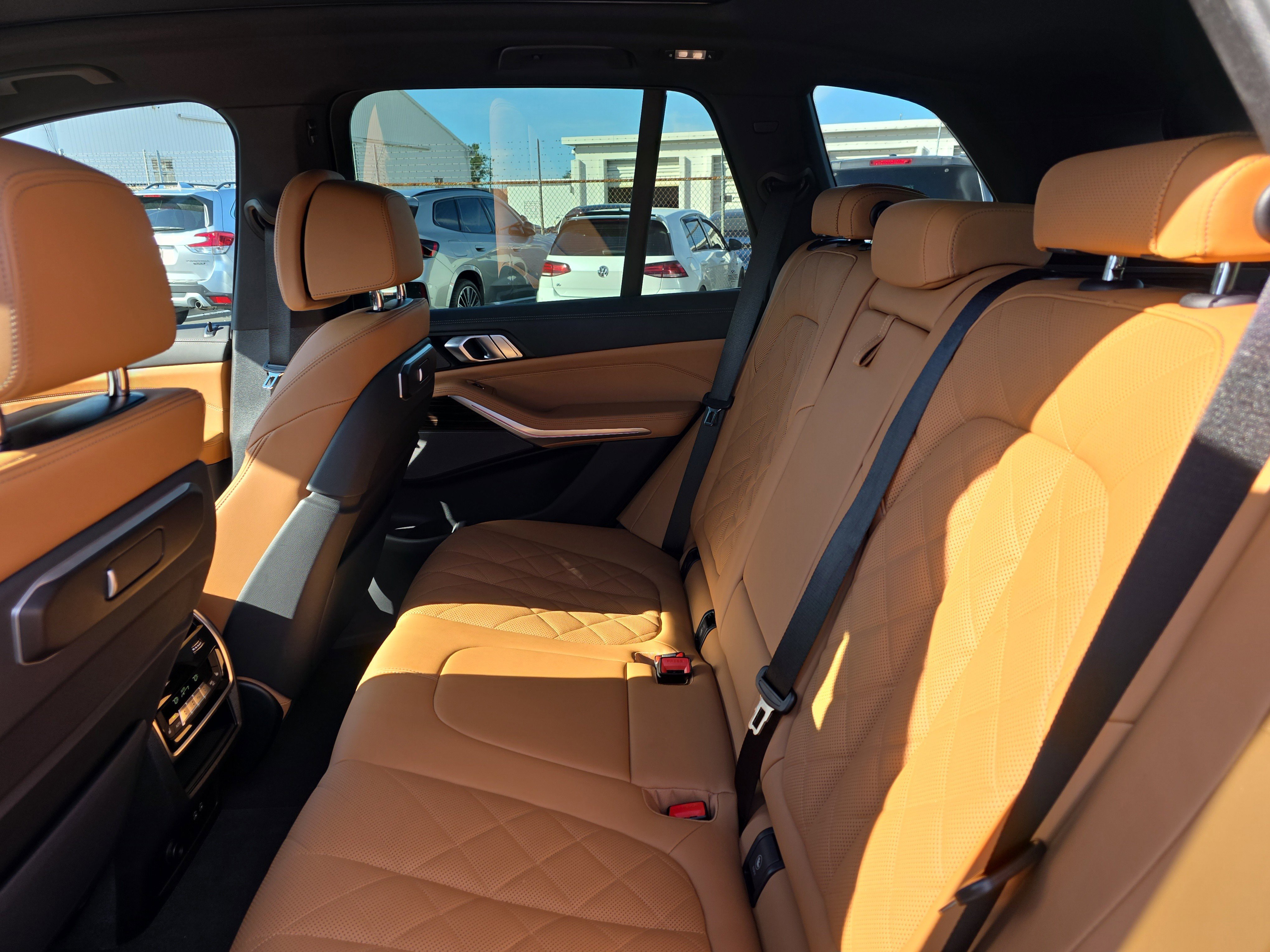 Used 2026 BMW X5 xDrive40i image 11