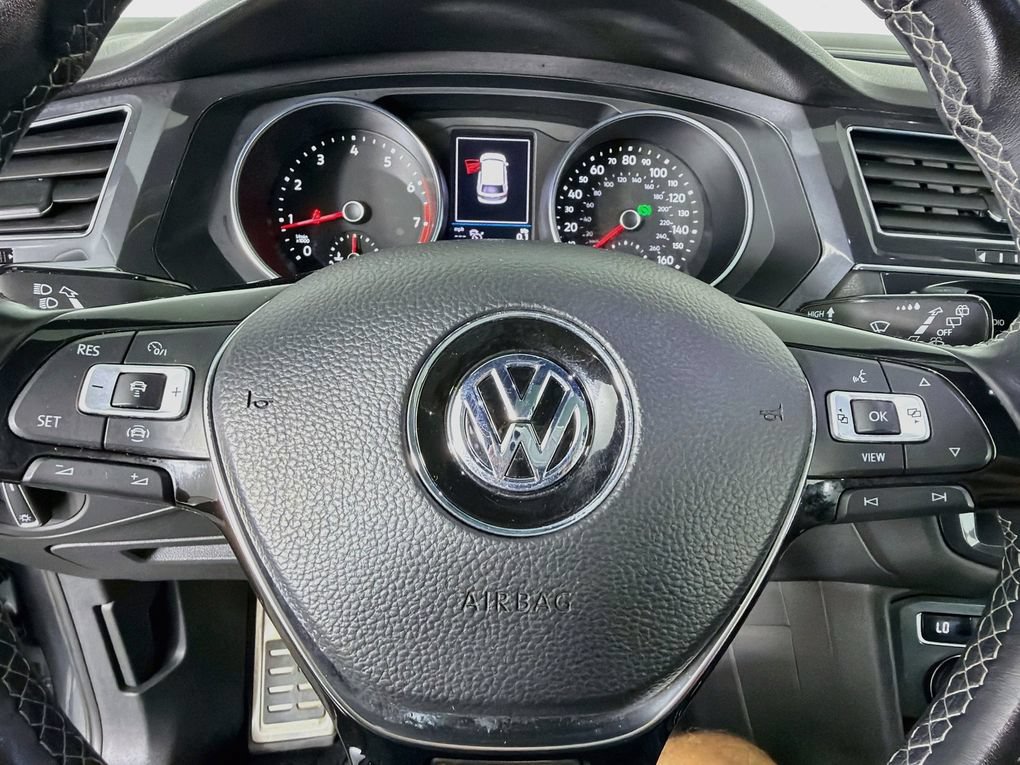 Used 2021 Volkswagen Tiguan SE R-Line AWD/4WD image 16