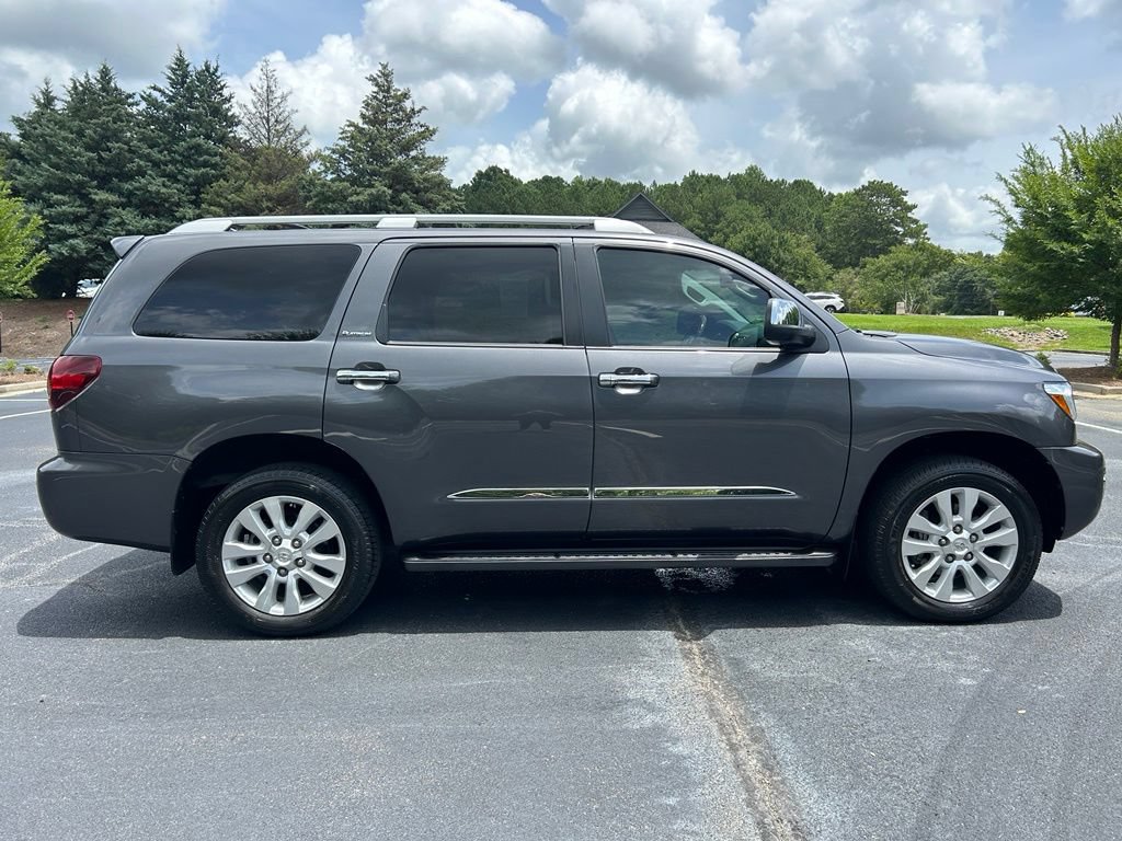 Used 2022 Toyota Sequoia Platinum AWD/4WD image 22