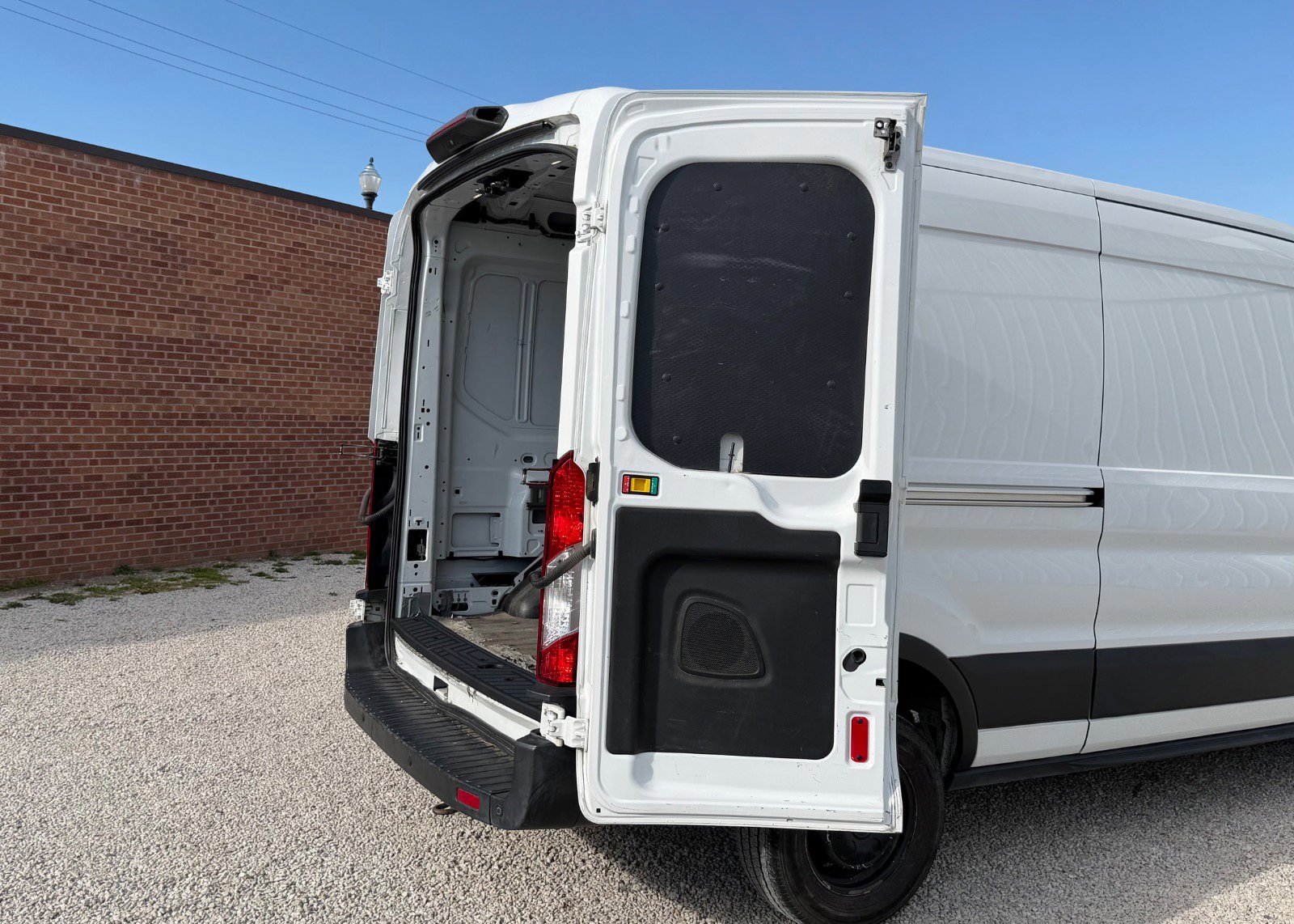 Certified 2019 Ford Transit 350 148 Medium Roof w/ Interior Upgrade Package image 7