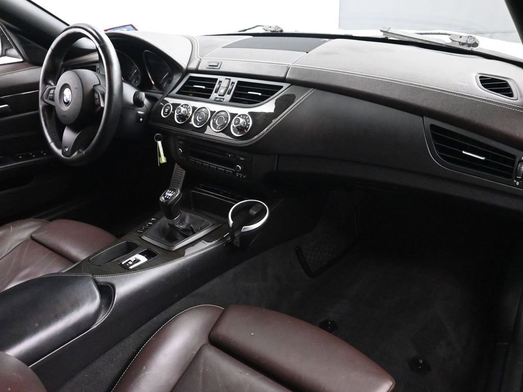Used 2012 BMW Z4 sDrive28i image 18